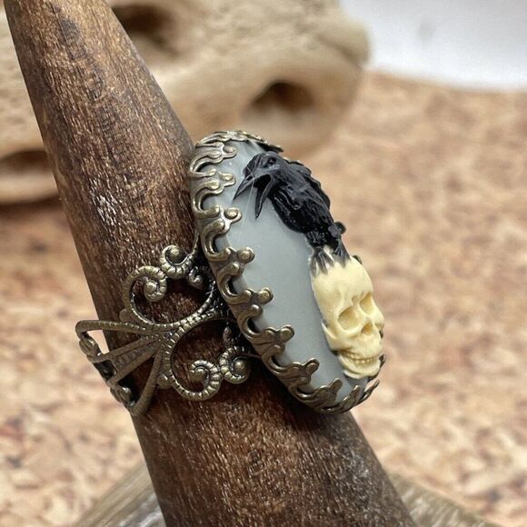 Renaissance CAMEO Skull Black Crow Raven gothic Ring Adjustable Christmas gift - Picture 11 of 16